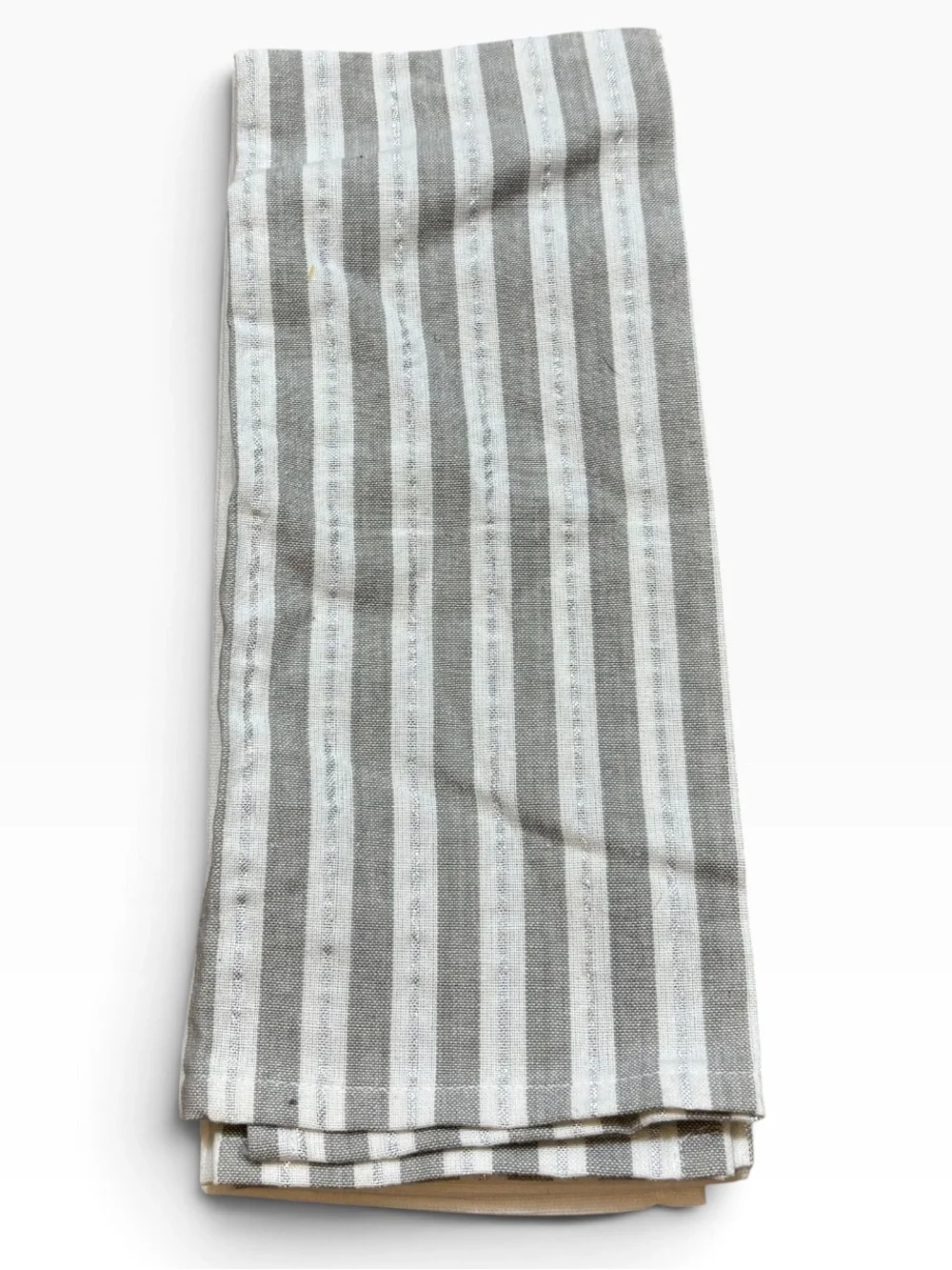 Brand new with Tags Well Dressed Home Brand Easter Themed Kitchen Towels - 2
